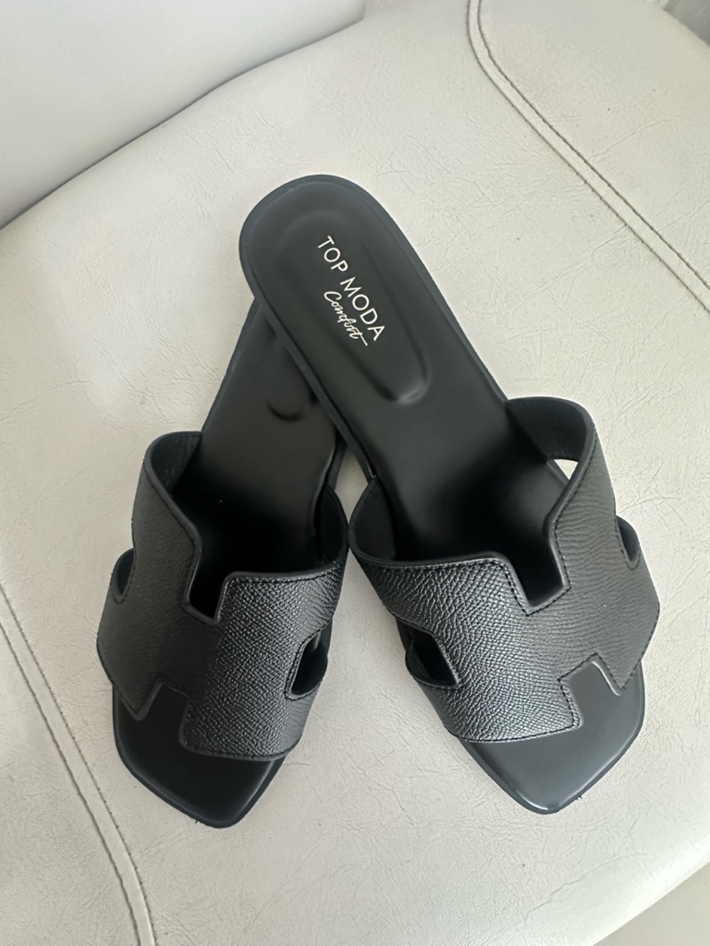 TOP Moda Black Textured Slide Mules - Picture 2 of 5